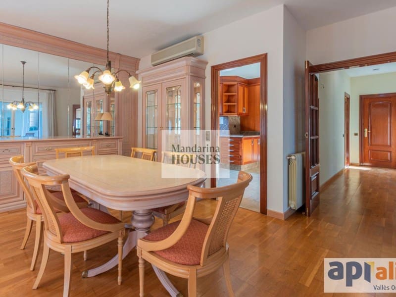 7 chambre Villa/Maison à vendre à Sant Pere de Vilamajor avec piscine garage - 829 000 € (Ref: 9889997)