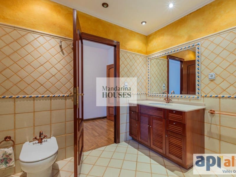 7 chambre Villa/Maison à vendre à Sant Pere de Vilamajor avec piscine garage - 829 000 € (Ref: 9889997)