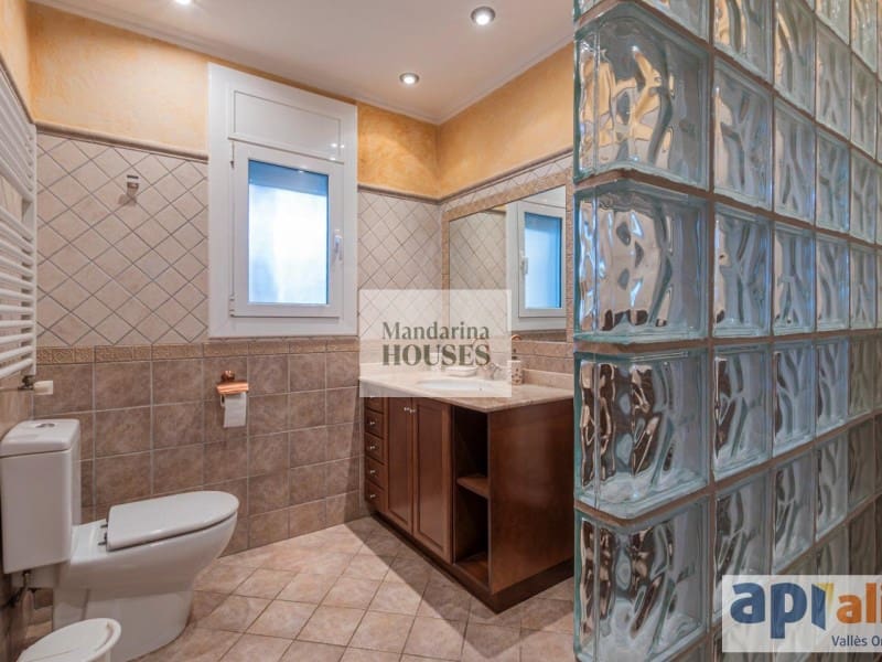 7 chambre Villa/Maison à vendre à Sant Pere de Vilamajor avec piscine garage - 829 000 € (Ref: 9889997)