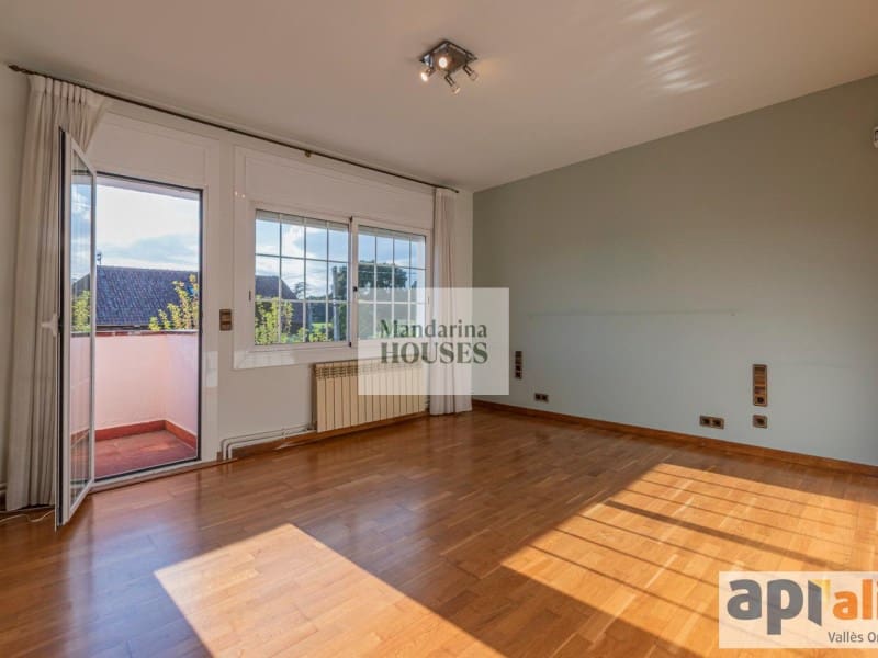 7 chambre Villa/Maison à vendre à Sant Pere de Vilamajor avec piscine garage - 829 000 € (Ref: 9889997)