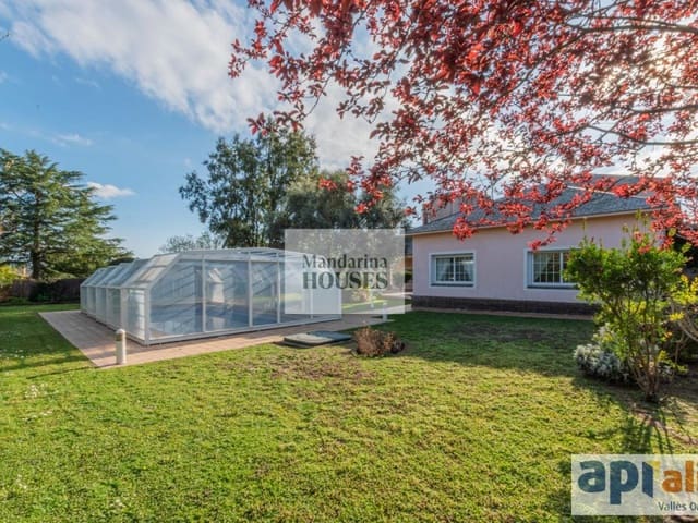 7 soverom Villa til salgs i Sant Pere de Vilamajor med svømmebasseng garasje - € 829 000 (Ref: 9889997)