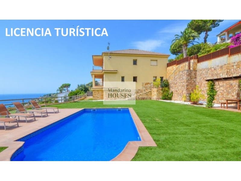 4 bedroom Villa for sale in Tossa de Mar with garage - € 911,000 (Ref: 9937791)