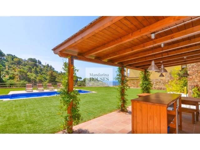 4 soveværelse Villa til salg i Tossa de Mar med swimmingpool garage - € 911.000 (Ref: 9937791)