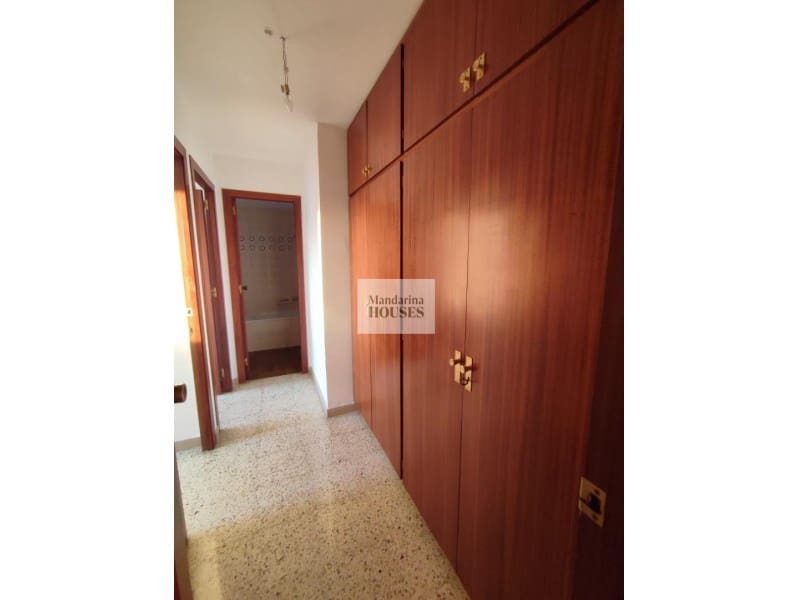 4 sypialnia Apartament na sprzedaż w Lloret de Mar z garażem - 265 000 € (Ref: 9949387)