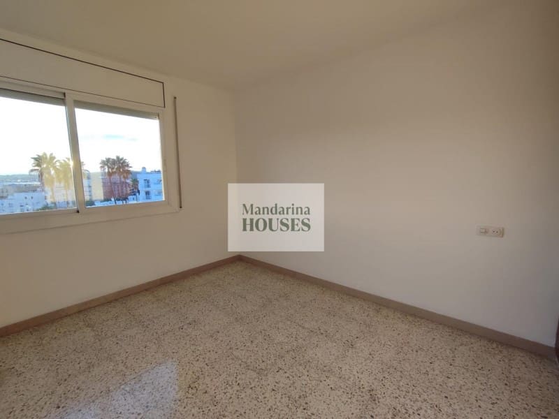 4 sypialnia Apartament na sprzedaż w Lloret de Mar z garażem - 265 000 € (Ref: 9949387)