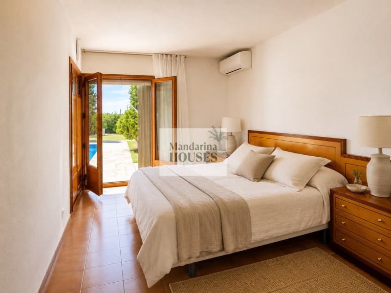 5 bedroom Villa for sale in Lloret de Mar with pool garage - € 3,150,000 (Ref: 9959383)