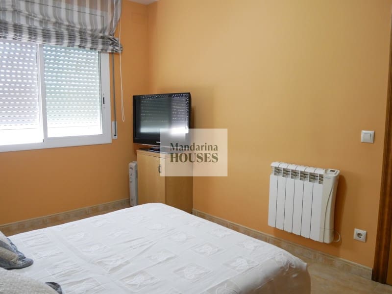 Chalet de 3 habitaciones en Lloret de Mar en venta con piscina garaje - 299.000 € (Ref: 9974987)