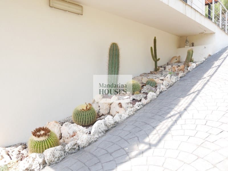 Chalet de 3 habitaciones en Lloret de Mar en venta con piscina garaje - 299.000 € (Ref: 9974987)