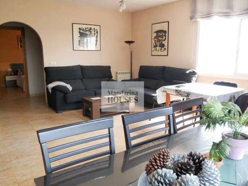Chalet de 3 habitaciones en Lloret de Mar en venta con piscina garaje - 299.000 € (Ref: 9974987)