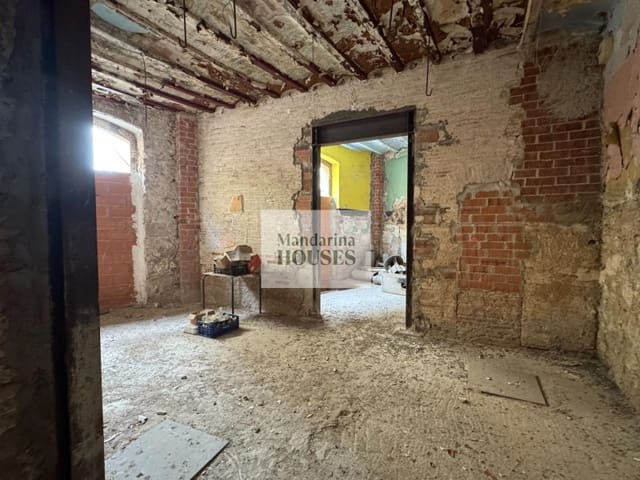 Kommersiell til salgs i Figueres - € 1 860 000 (Ref: 9996758)