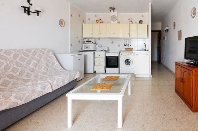 1 makuuhuone Ranta-asunto myytävänä paikassa Capistrano, Nerja mukana uima-altaan - 230 000 € (Ref: 10023532)