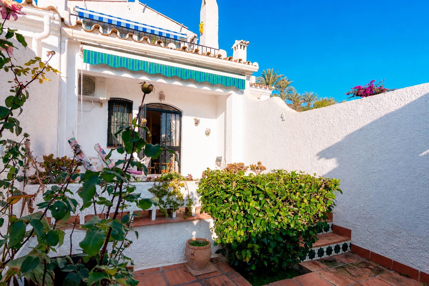 1 sovrum Strandlägenhet till salu i Nerja med pool - 230 000 € (Ref: 10023532)