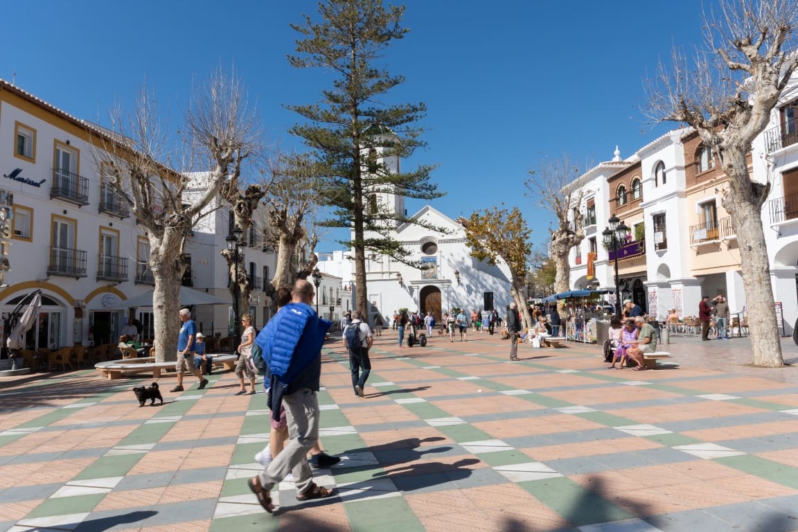 1 sovrum Strandlägenhet till salu i Nerja med pool - 230 000 € (Ref: 10023532)