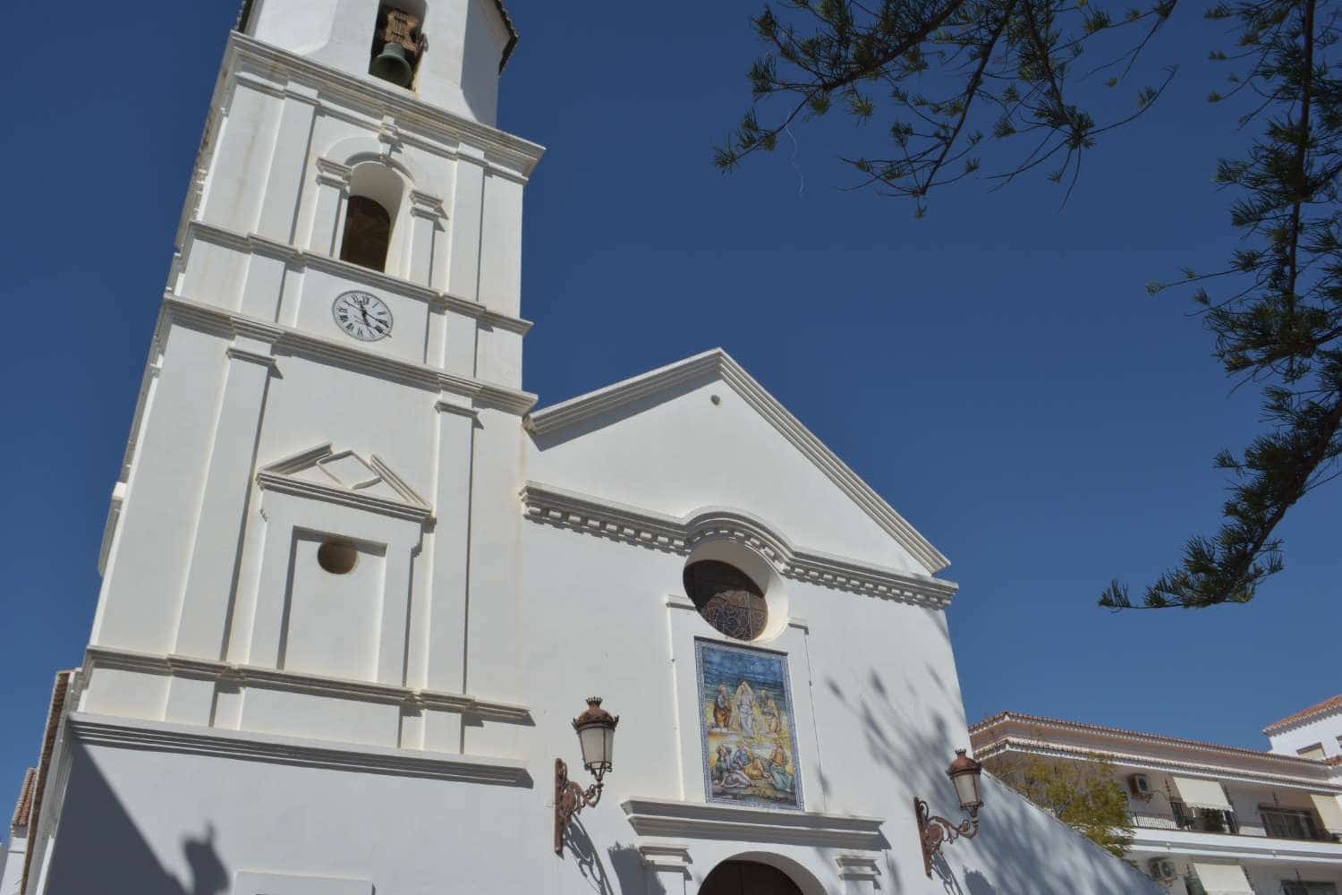 1 sovrum Strandlägenhet till salu i Nerja med pool - 230 000 € (Ref: 10023532)