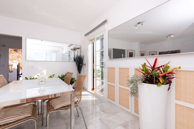 3 slaapkamer Halfvrijstaande villa te koop in Frigiliana met zwembad garage - € 950.000 (Ref: 10029990)