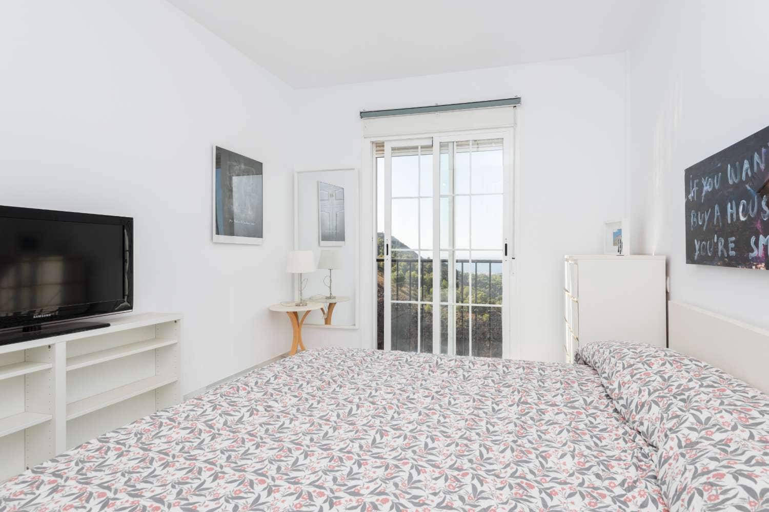 3 slaapkamer Halfvrijstaande villa te koop in Frigiliana met zwembad garage - € 950.000 (Ref: 10029990)