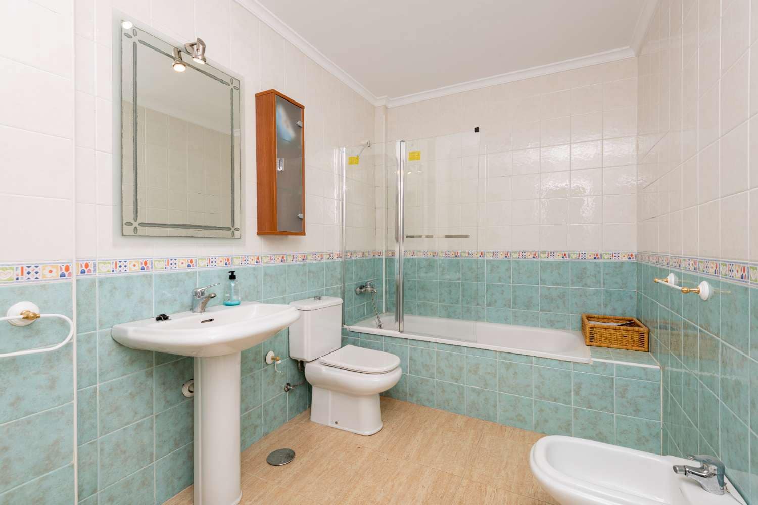 3 slaapkamer Halfvrijstaande villa te koop in Frigiliana met zwembad garage - € 950.000 (Ref: 10029990)