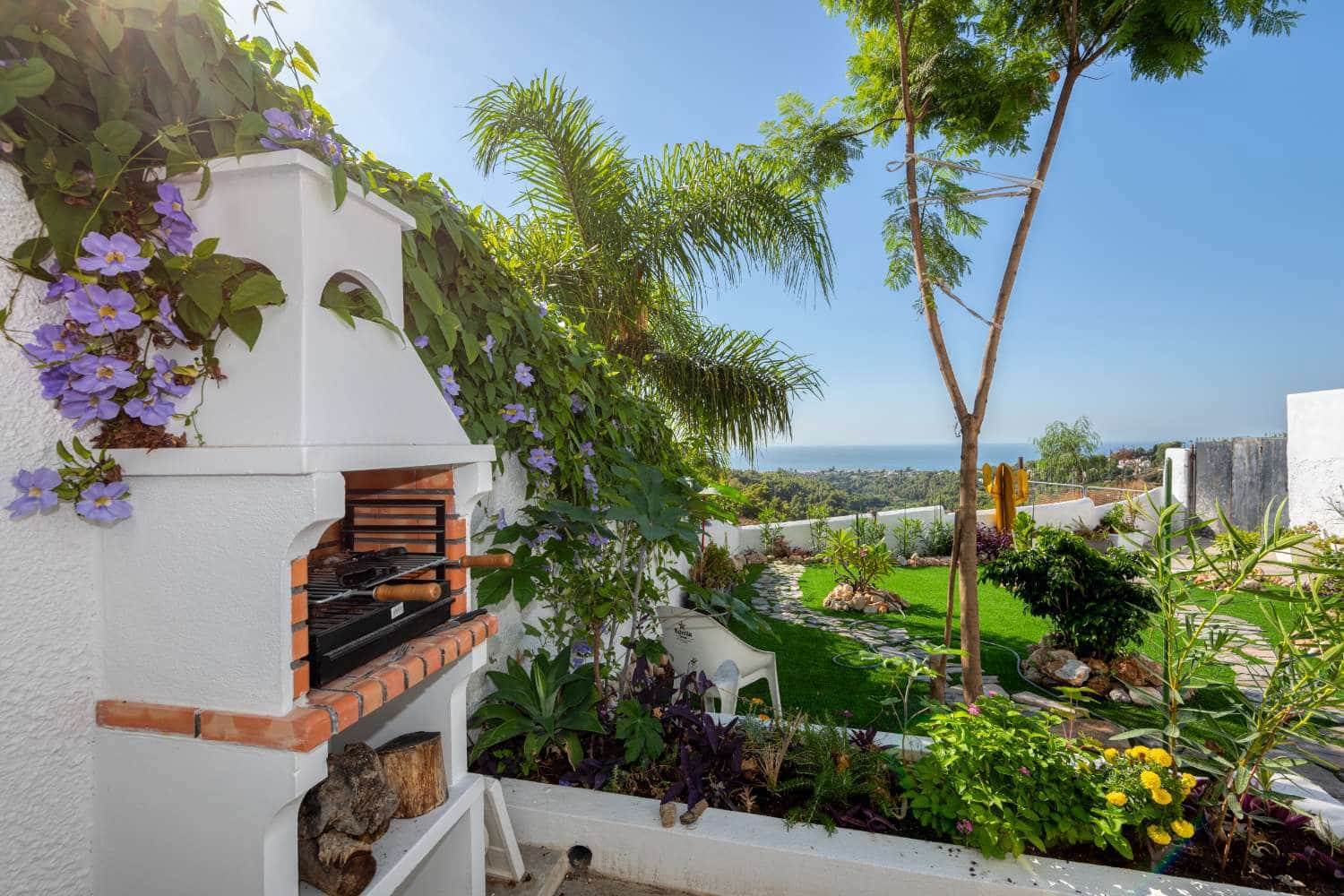 3 slaapkamer Halfvrijstaande villa te koop in Frigiliana met zwembad garage - € 950.000 (Ref: 10029990)