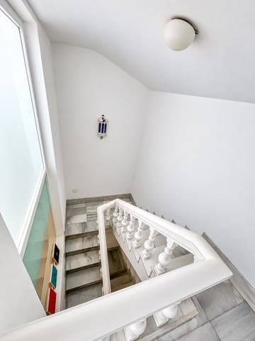 3 sovrum Radhus till salu i Capistrano, Nerja med pool - 399 000 € (Ref: 10085574)