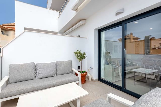 2 makuuhuone Ranta-asunto myytävänä paikassa Capistrano, Nerja mukana uima-altaan 
autotalli - 379 000 € (Ref: 10088810)