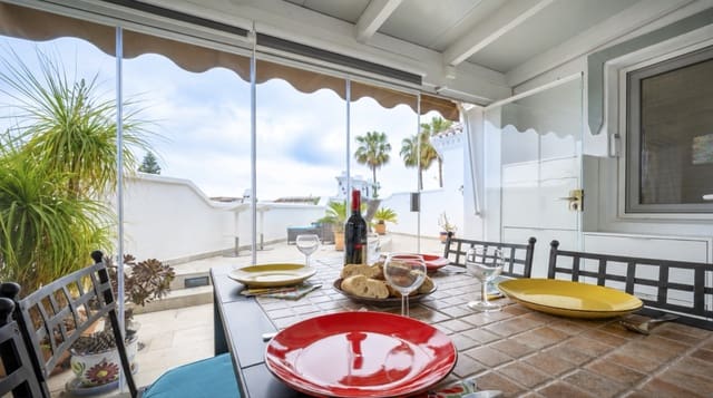 2 sovrum Lägenhet till salu i Capistrano, Nerja med pool - 450 000 € (Ref: 10094155)