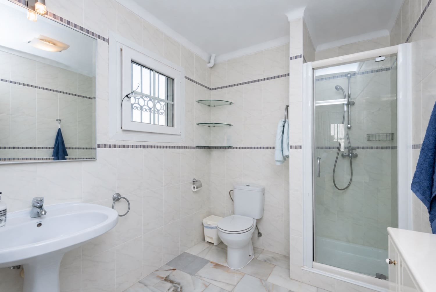 4 Zimmer Villa zu verkaufen in Nerja mit Pool Garage - 749.000 € (Ref: 10150595)