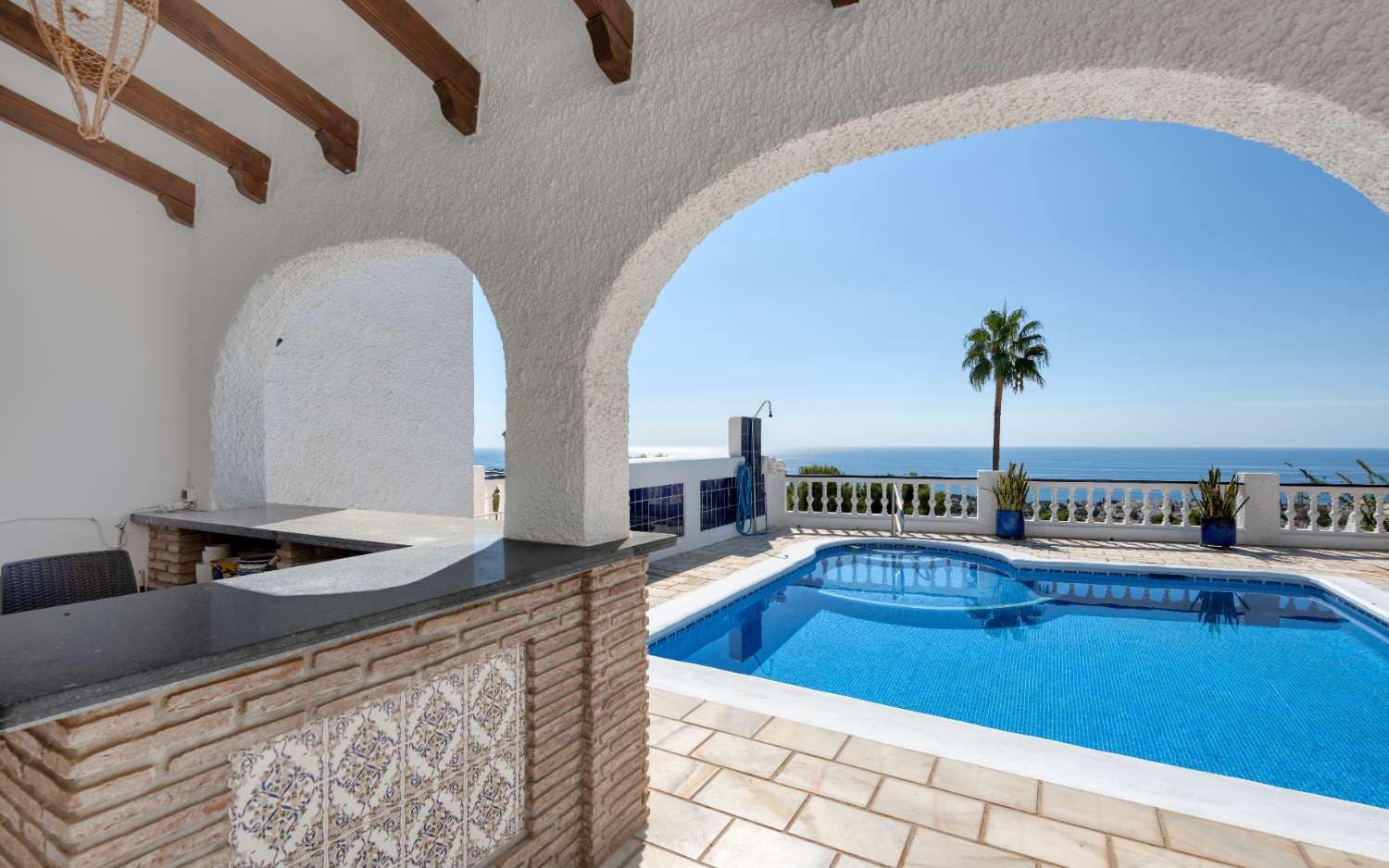 4 bedroom Villa for sale in Nerja with pool garage - € 749,000 (Ref: 10150595)