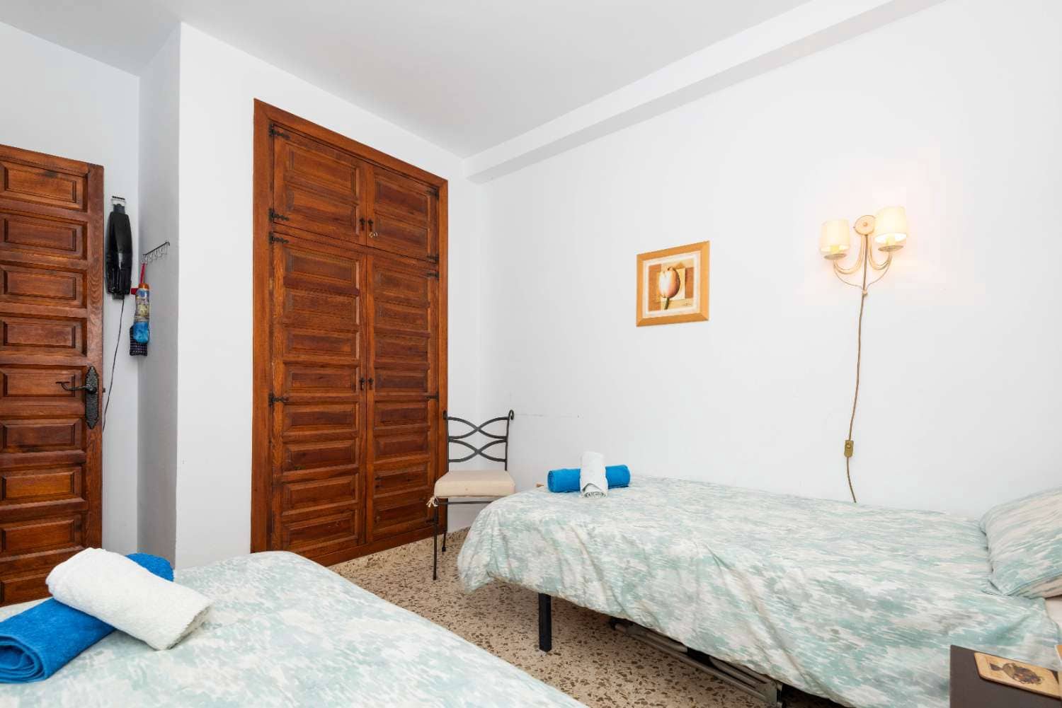 2 bedroom Beach Apartment for sale in Nerja with pool - € 299,000 (Ref: 10162088)