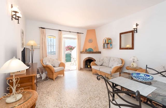 2 soverom Strandleiligheter til salgs i Nerja med svømmebasseng - € 299 000 (Ref: 10162088)