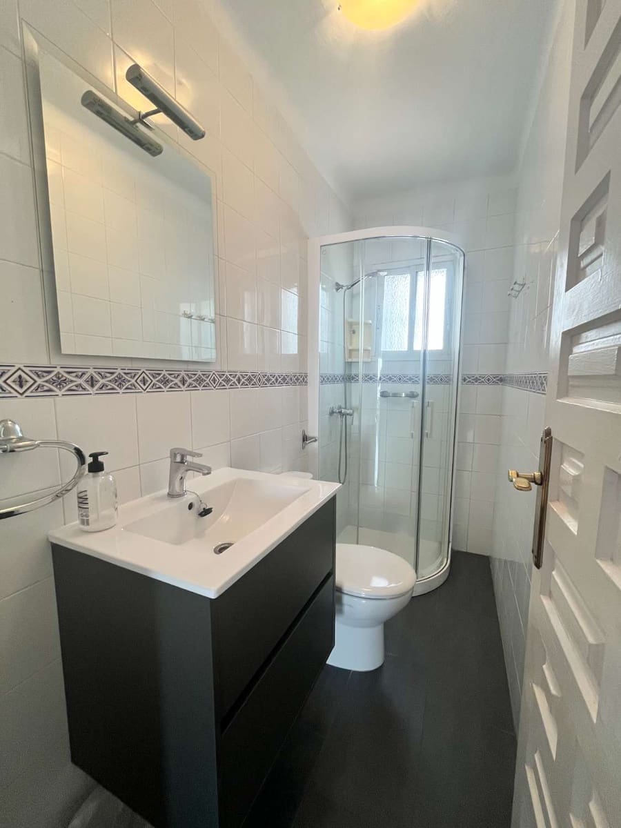 3 slaapkamer Halfvrijstaande villa te koop in Nerja met zwembad - € 399.000 (Ref: 10170495)