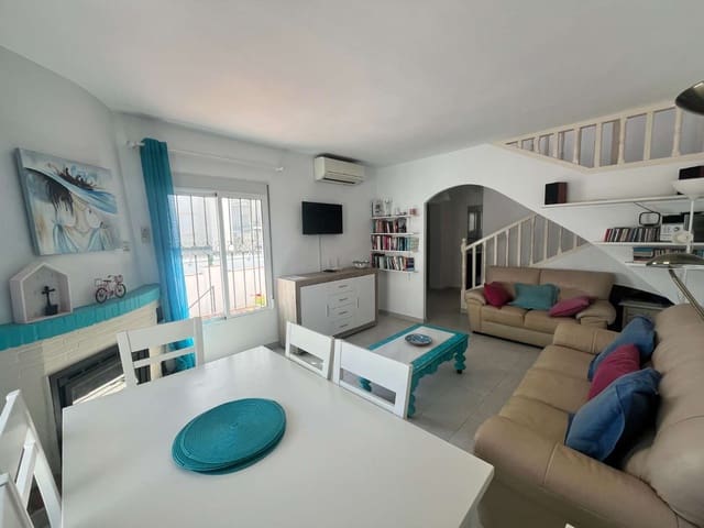 3 slaapkamer Halfvrijstaande villa te koop in Nueva Nerja, Nerja met zwembad - € 399.000 (Ref: 10170495)