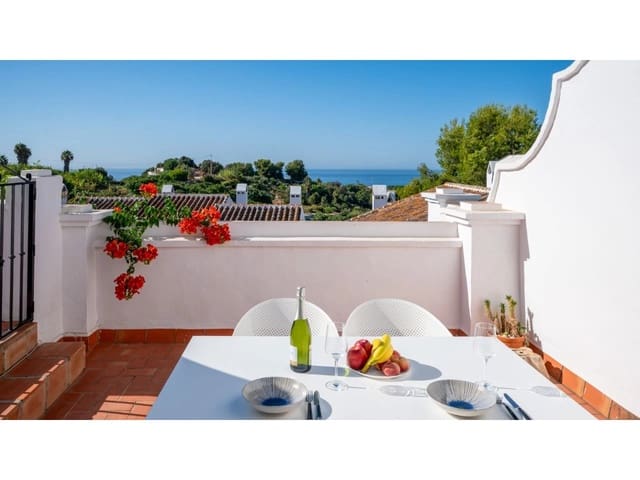 Apartamento Playa de 1 habitación en Capistrano, Nerja en venta con piscina - 250.000 € (Ref: 10173135)