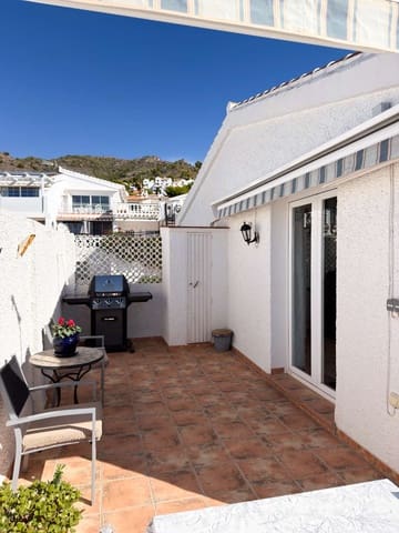3 soveværelse Rækkehus til salg i Capistrano, Nerja med swimmingpool - € 449.000 (Ref: 10186357)