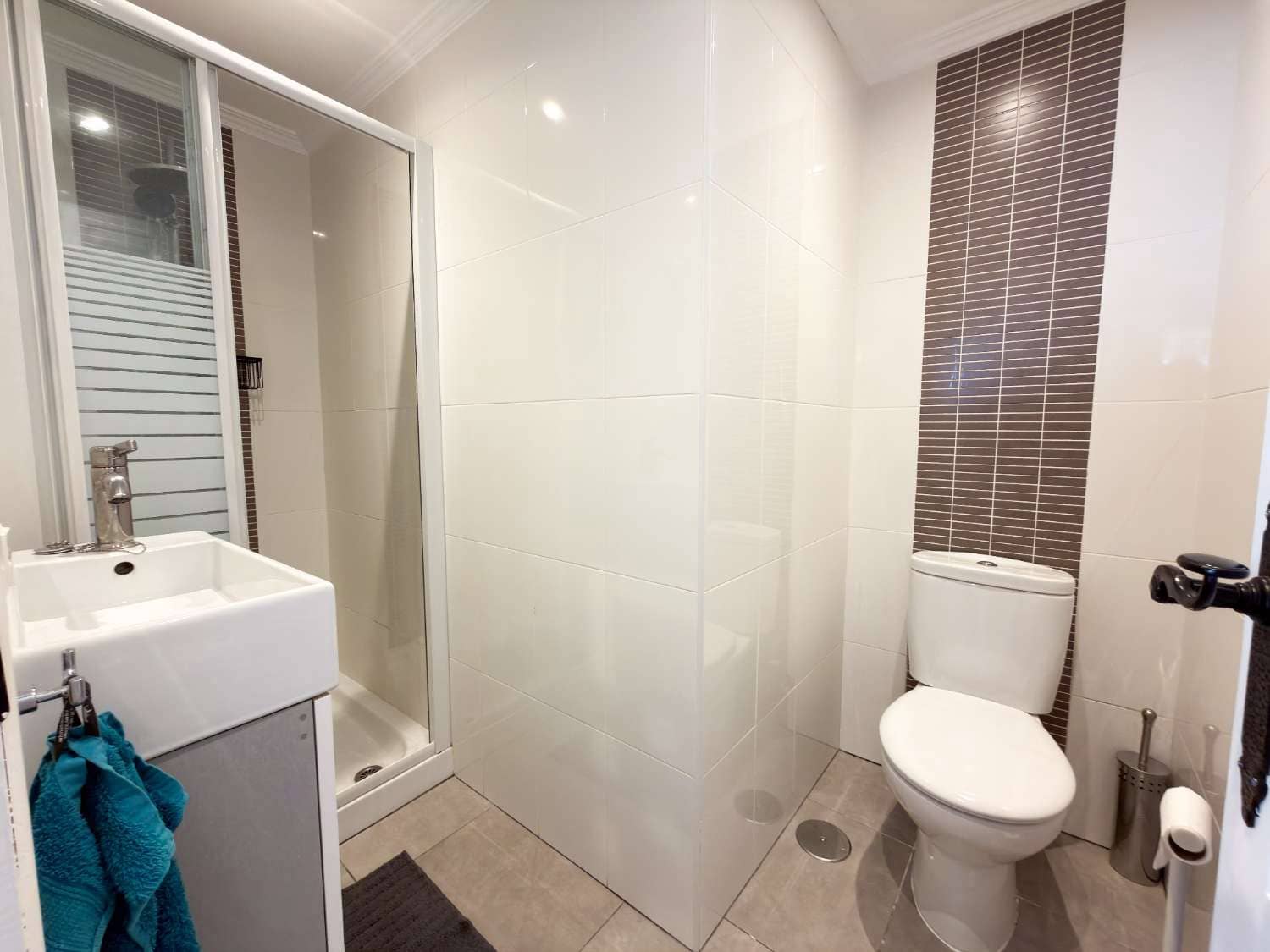 3 soveværelse Rækkehus til salg i Nerja med swimmingpool - € 449.000 (Ref: 10186357)