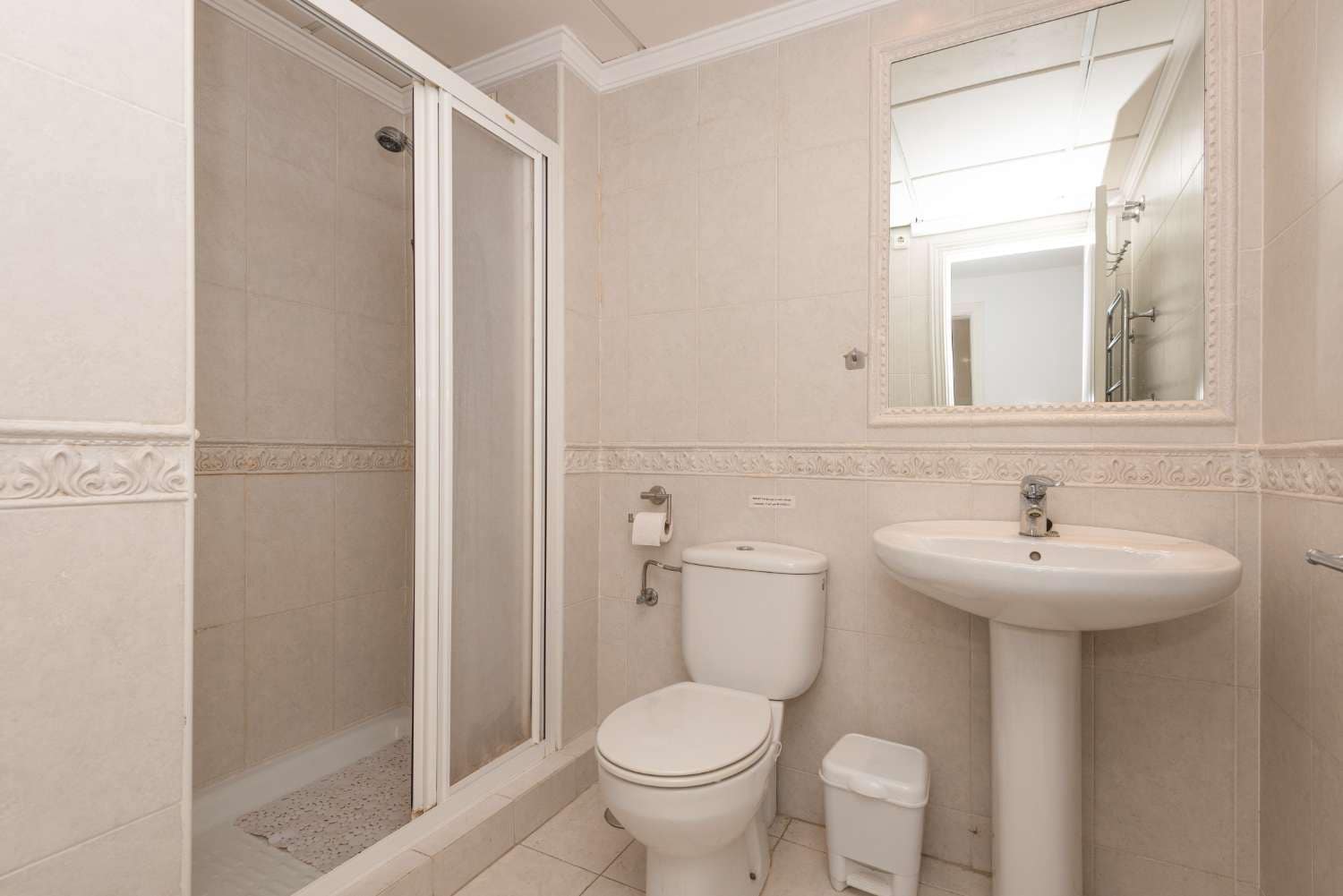 2 bedroom Beach Apartment for sale in Nerja with pool garage - € 405,000 (Ref: 4012483)
