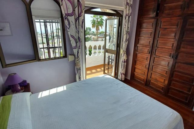 2 Zimmer Reihenhaus zu verkaufen in Capistrano, Nerja mit Pool - 330.000 € (Ref: 8013647)