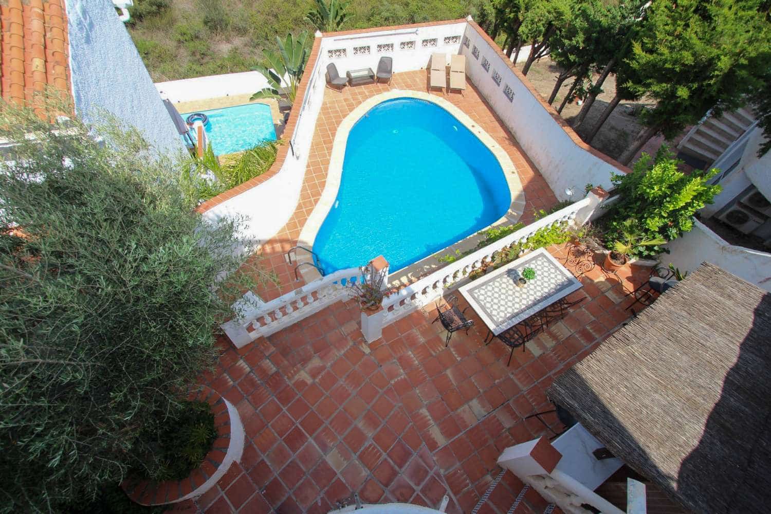4 bedroom Villa for sale in Burriana, Nerja with pool € 492,000 (Ref