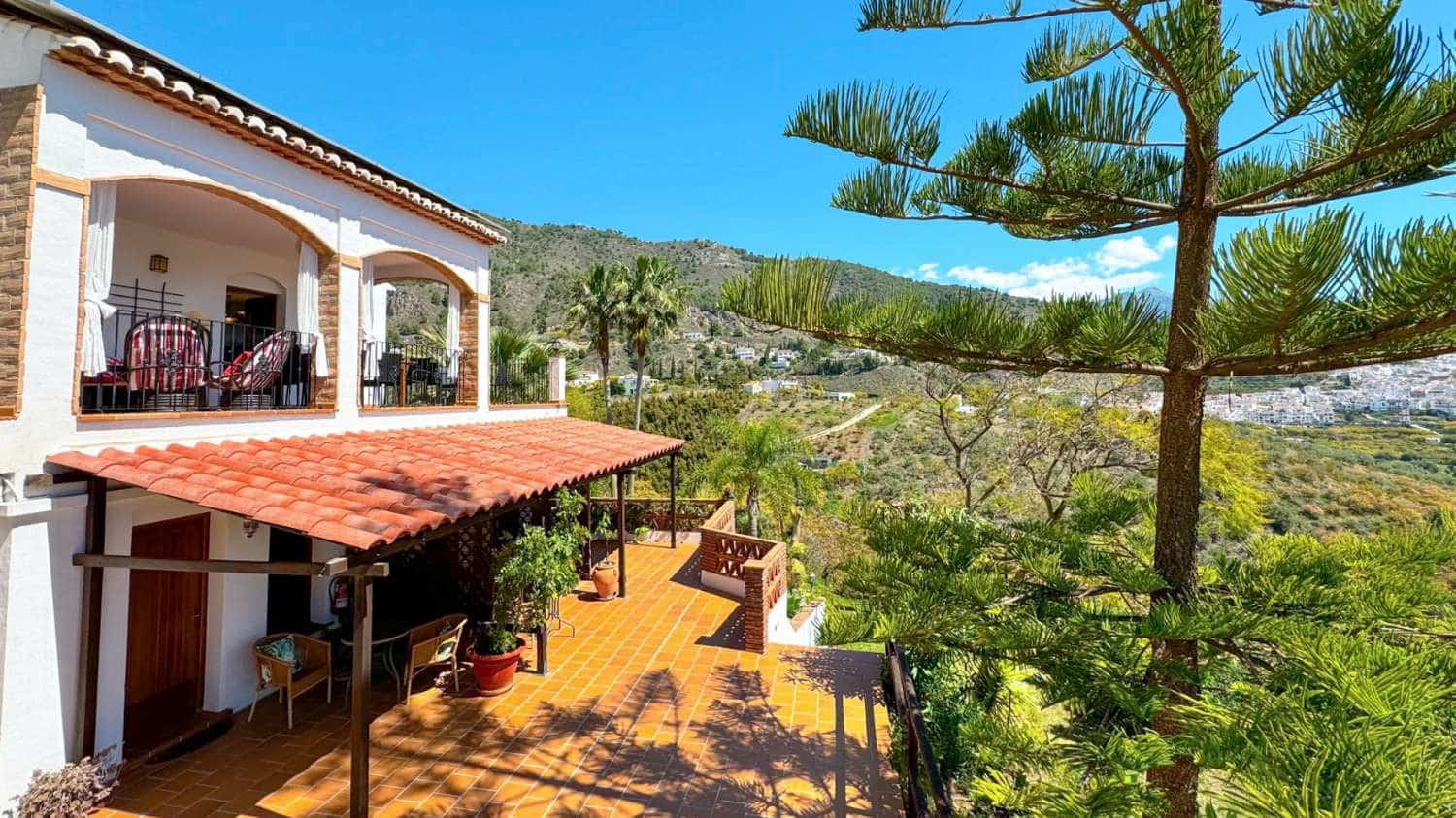 7 soverom Villa til salgs i Frigiliana med svømmebasseng - € 1 300 000 (Ref: 8215580)