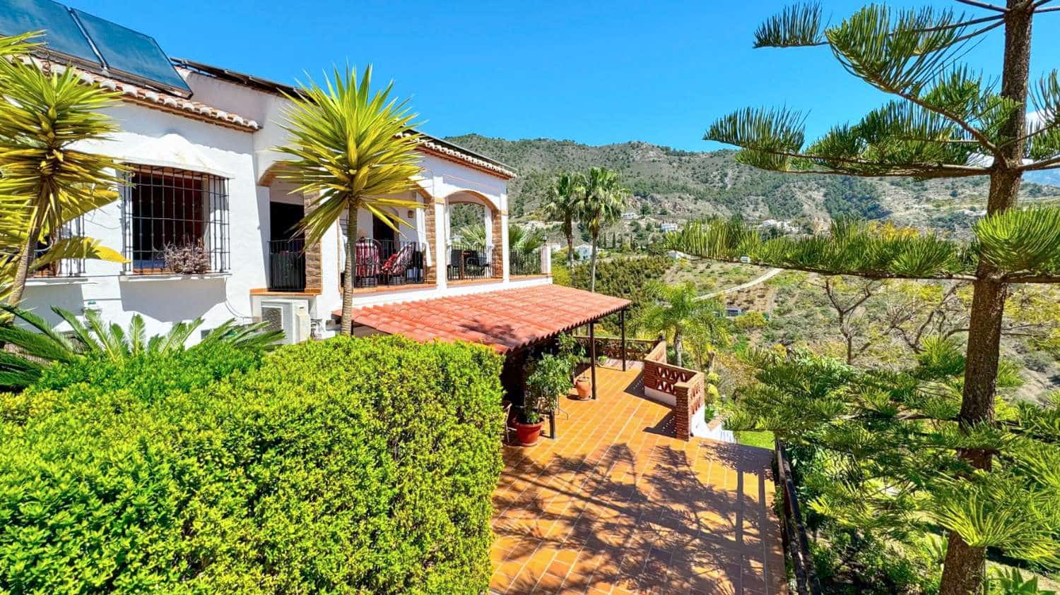 7 soverom Villa til salgs i Frigiliana med svømmebasseng - € 1 300 000 (Ref: 8215580)