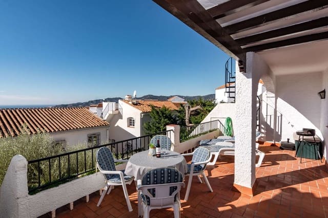 4 soverom Villa til salgs i Nerja med svømmebasseng - € 475 000 (Ref: 8362152)
