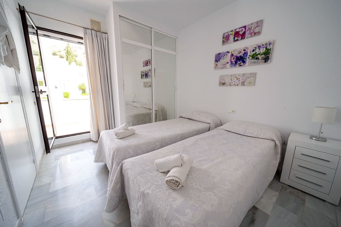 3 bedroom Terraced Villa for sale in Nerja with pool - € 390,000 (Ref: 8451842)
