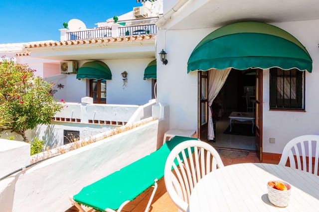 2 bedroom Apartment for sale in Capistrano, Nerja with pool - € 300,000 (Ref: 8463459)