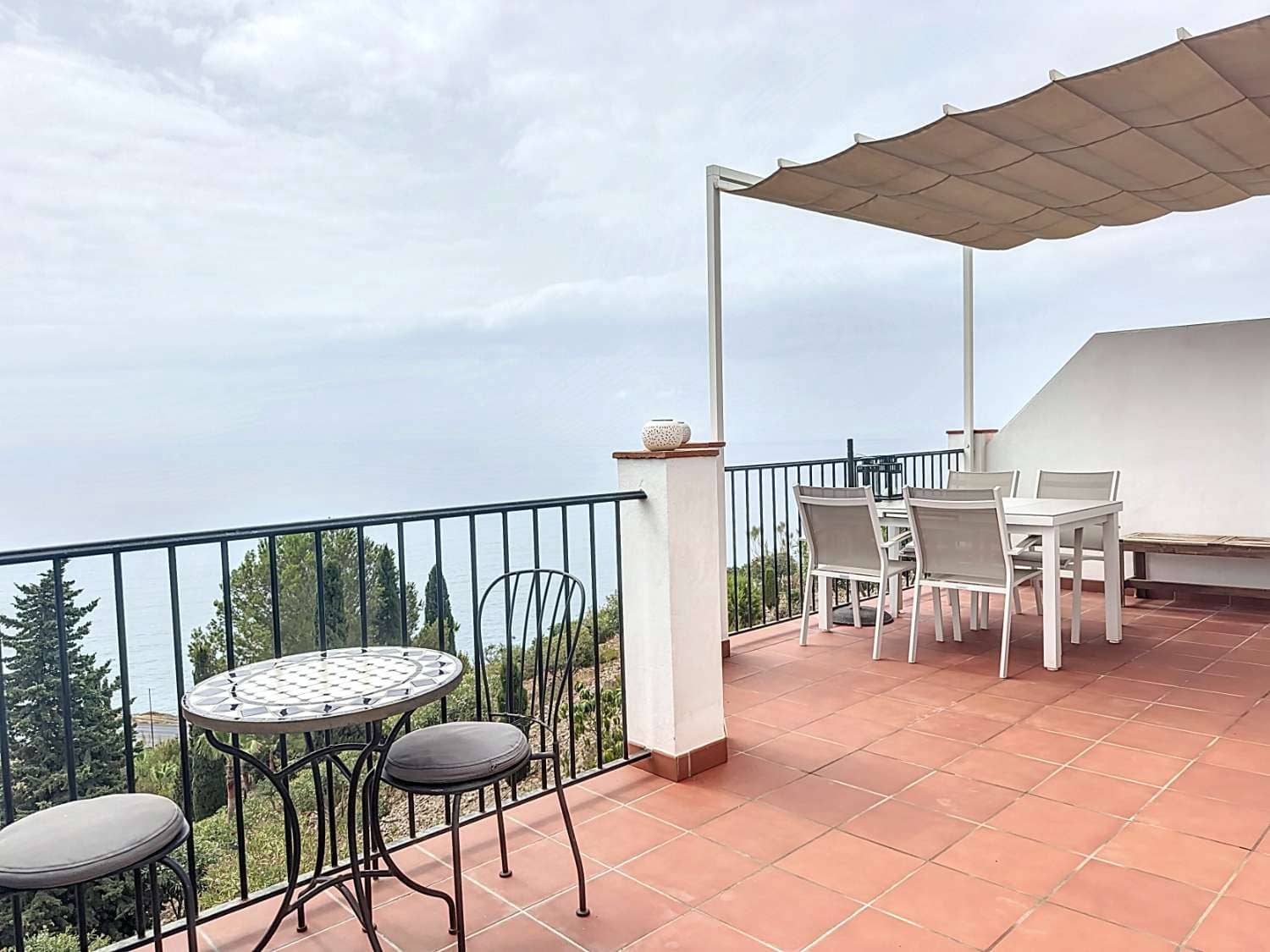 2 soveværelse Semi-Rækkehus til salg i El Penoncillo med swimmingpool garage - € 429.000 (Ref: 8484415)