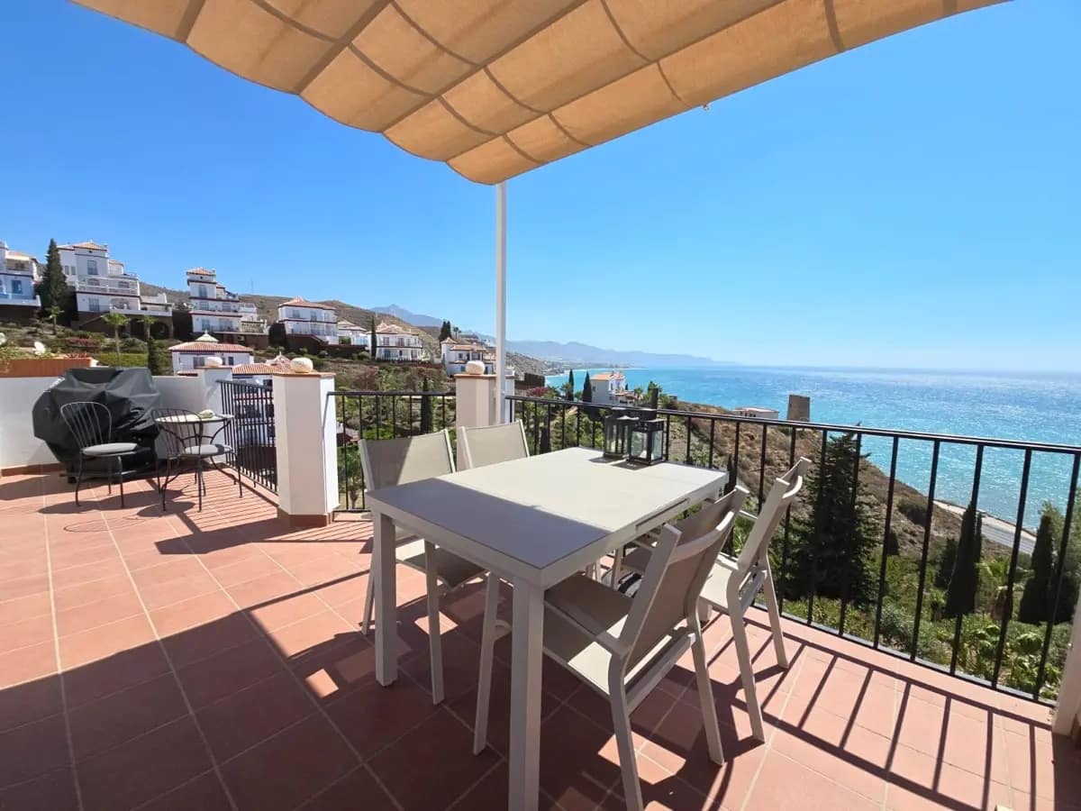 2 soveværelse Semi-Rækkehus til salg i El Penoncillo med swimmingpool garage - € 429.000 (Ref: 8484415)