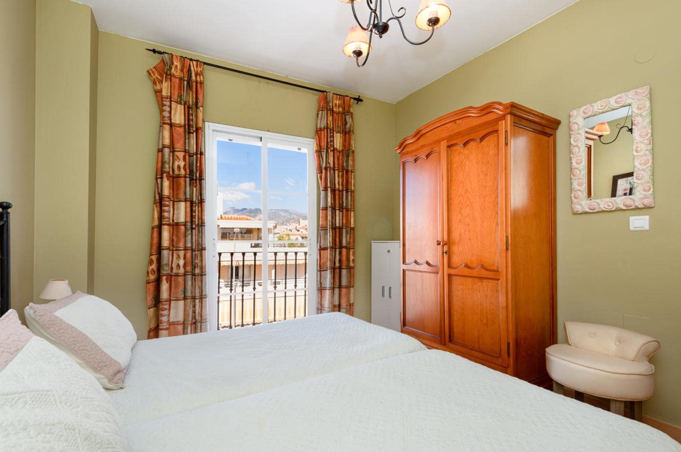 2 sypialnia Apartament przy plaży na sprzedaż w Nerja - 299 000 € (Ref: 8699399)