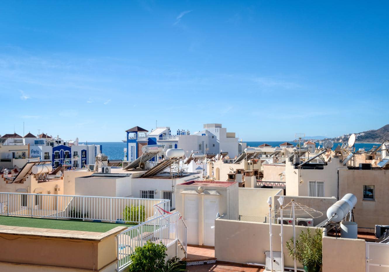 2 sypialnia Apartament przy plaży na sprzedaż w Nerja - 299 000 € (Ref: 8699399)