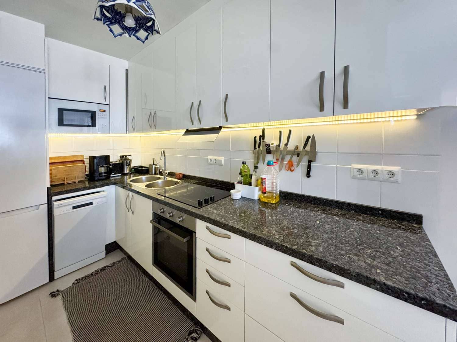 2 camera da letto Villetta a Schiera in vendita in Nerja con piscina - 360.000 € (Rif: 8789140)