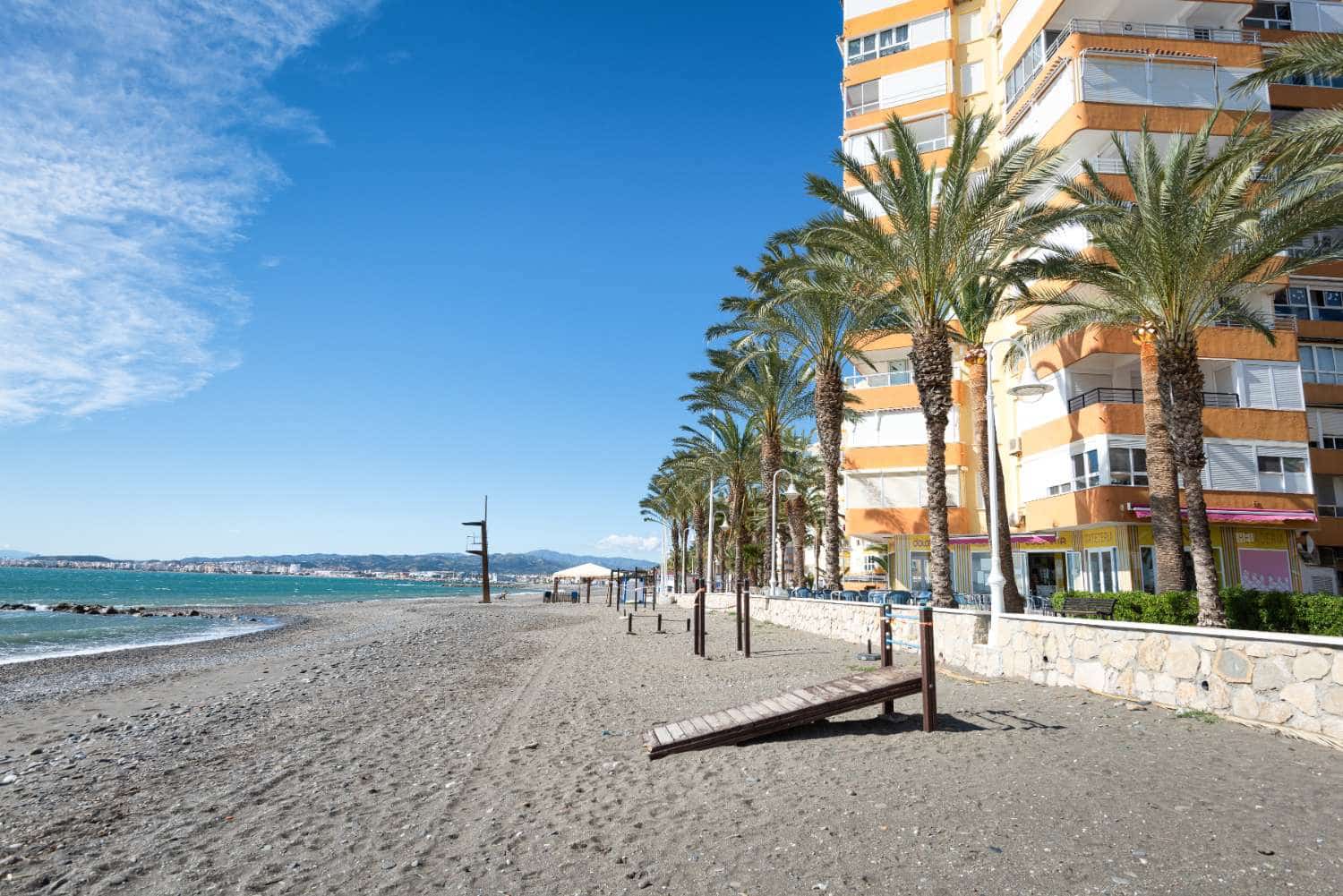 2 soverom Strandleiligheter til salgs i Algarrobo Costa med svømmebasseng - € 283 000 (Ref: 8809234)