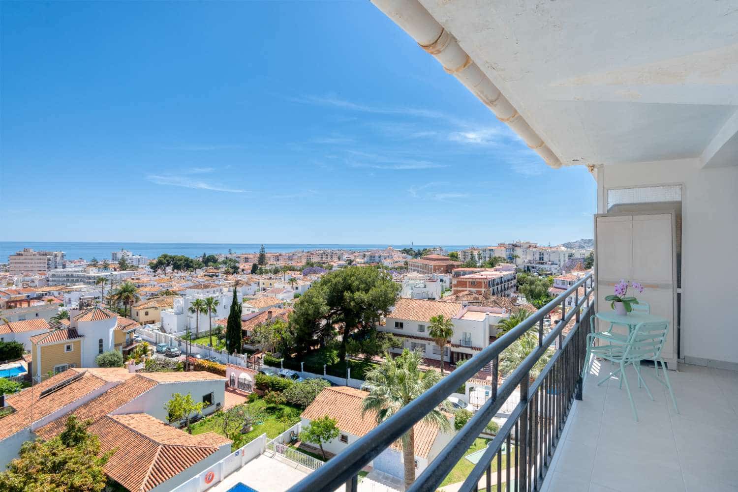 2 soveværelse Lejlighed til salg i Nerja med swimmingpool - € 350.000 (Ref: 8862475)