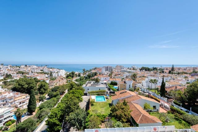 2 bedroom Apartment for sale in Nueva Nerja, Nerja with pool - € 350,000 (Ref: 8862475)